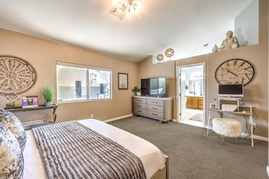 Family Fun For Everyone In Las Vegas- 4 Bedrooms, Billiards, Game Room Henderson Bagian luar foto
