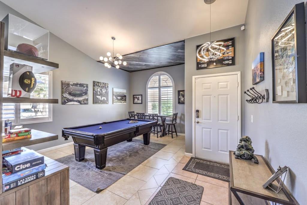 Family Fun For Everyone In Las Vegas- 4 Bedrooms, Billiards, Game Room Henderson Bagian luar foto
